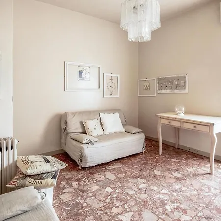 Apartament Amazing In With Wifi Loano