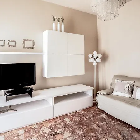 Amazing In With Wifi Apartman